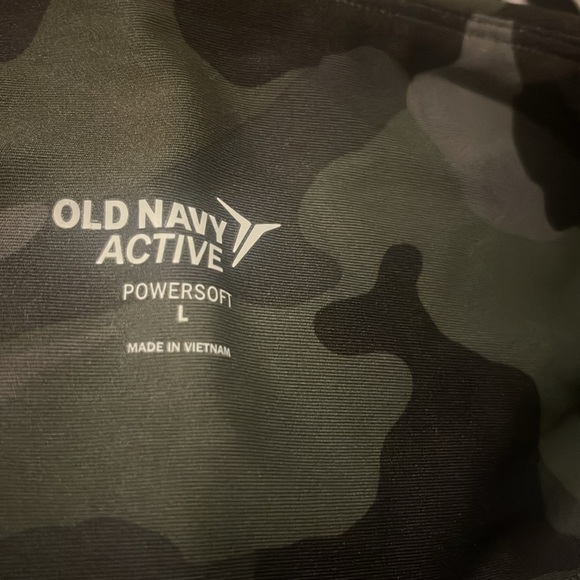 Old Navy Active - Picture 3 of 3